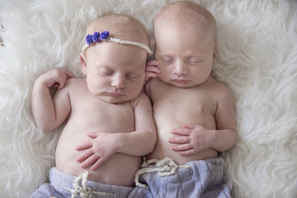 Twins Newborn photographer/Kent/London/Chatham